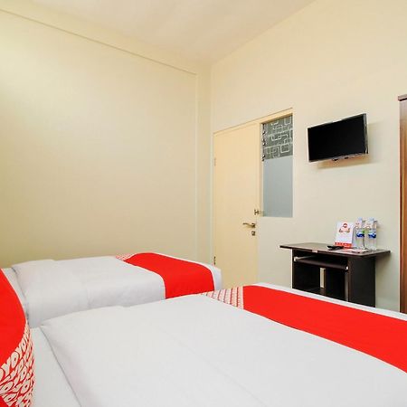 Super Oyo 168 K-15 Residence Sorabaya Extérieur photo