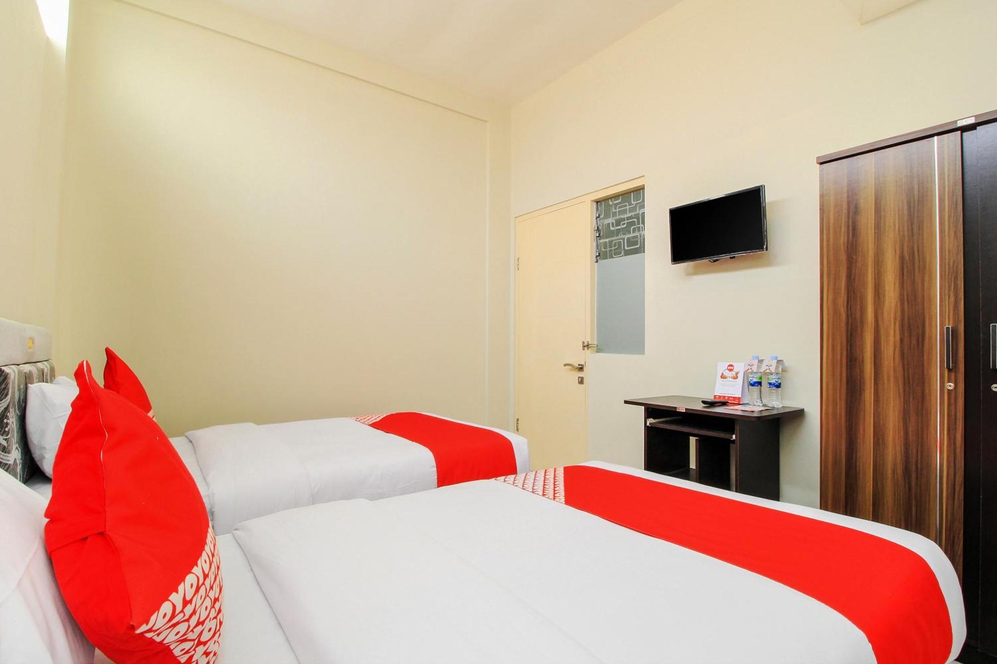 Super Oyo 168 K-15 Residence Sorabaya Extérieur photo